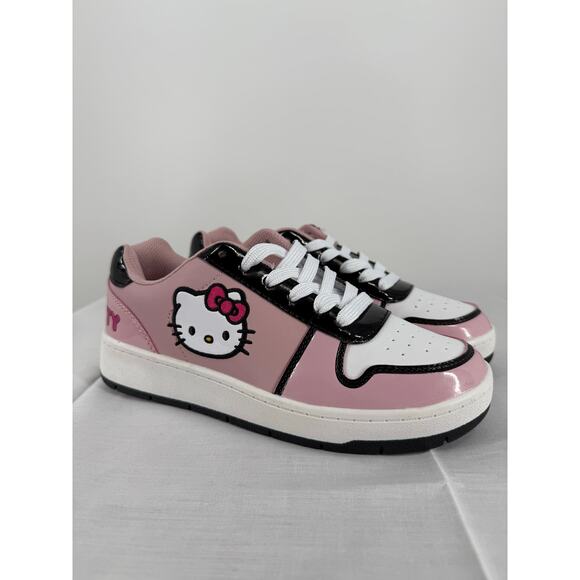 Hello Kitty Shoes - NEW Hello Kitty Ladies Low Top Casual Court Shoes Size 7